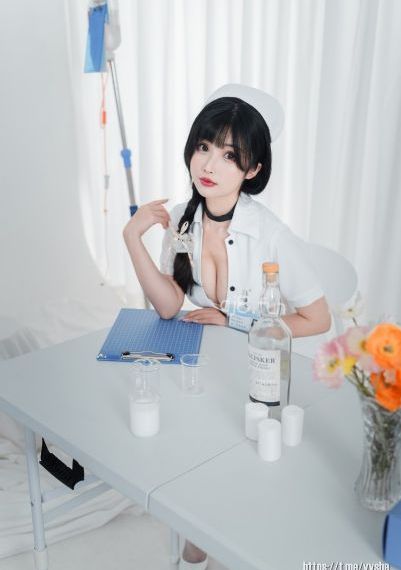 坠落的女教师_4K在线观看电视