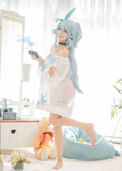 边吃奶边摸下面视频_蓝光高清完整版
