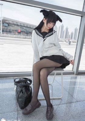 韩国小岳母_粤语中字在线观看